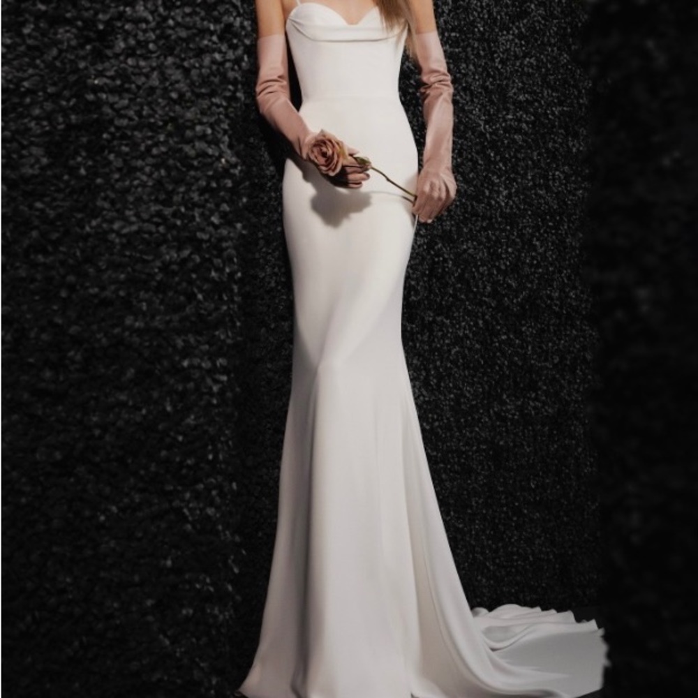 Elegant white long dress